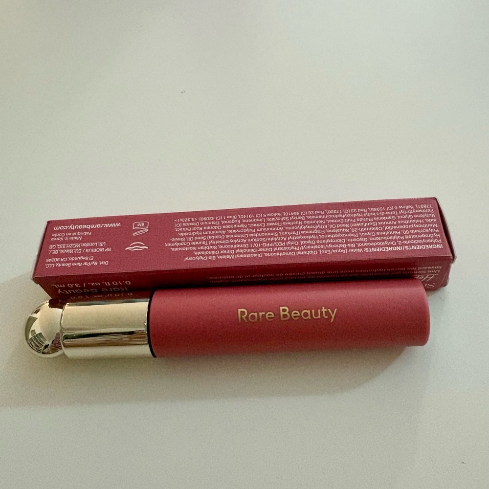 Rare Beauty Soft Pinch Tinted Lip Oil-shade nude mauve